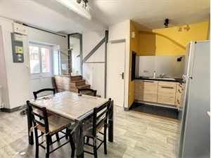 maison à la location -   63320  CHAMPEIX, surface 64 m2 location maison - UBI482489393
